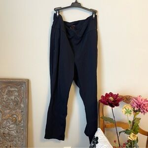 Kinona - Black Athleisure Pants - Size L